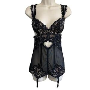 VS Archives Rose Lace Corset - Size 36B - China